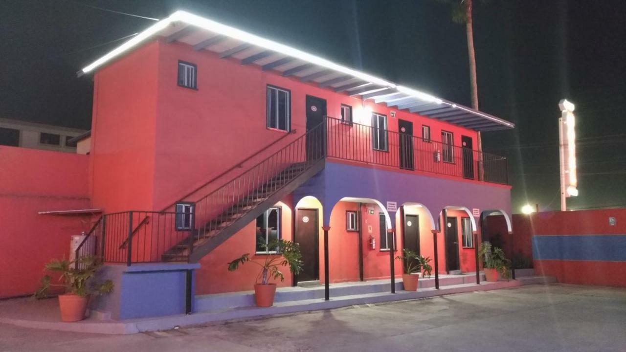 Motel Agora Енсенада Екстериор снимка
