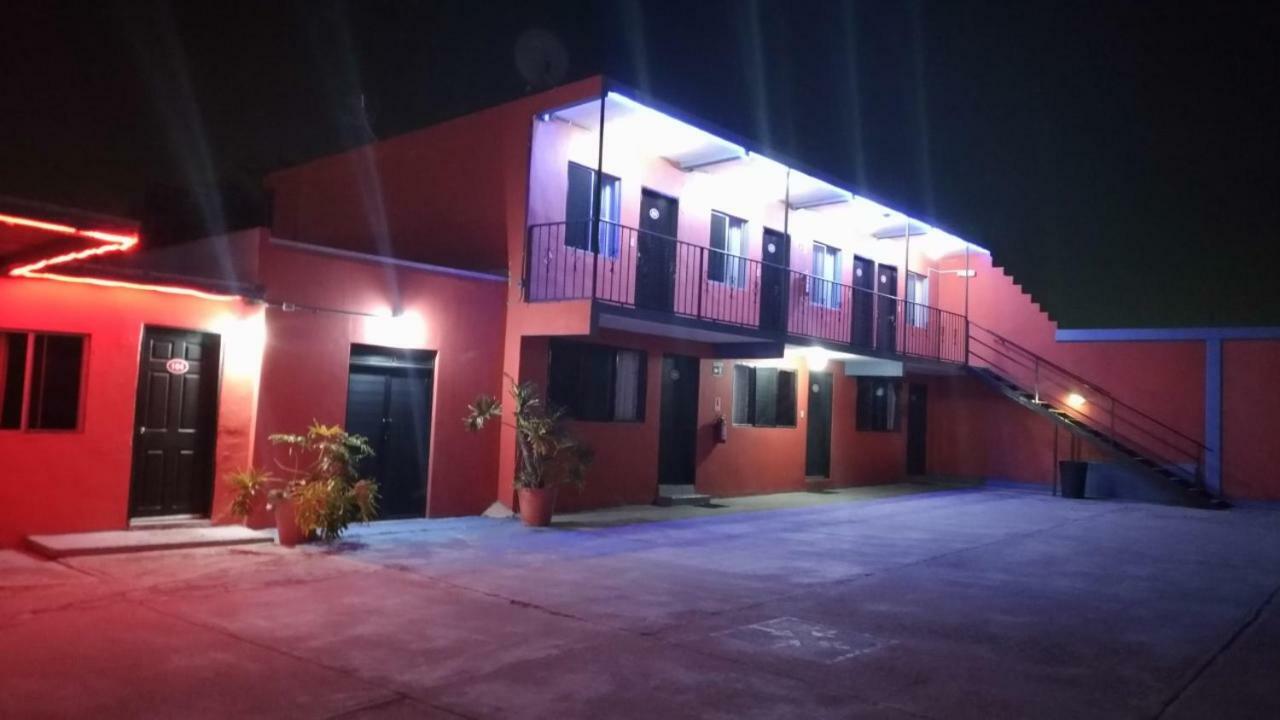 Motel Agora Енсенада Екстериор снимка